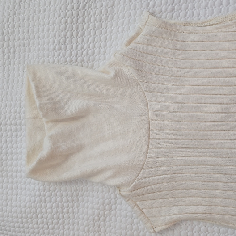 L'agence Ceci Sleeveless Turtleneck - Picture 5 of 5